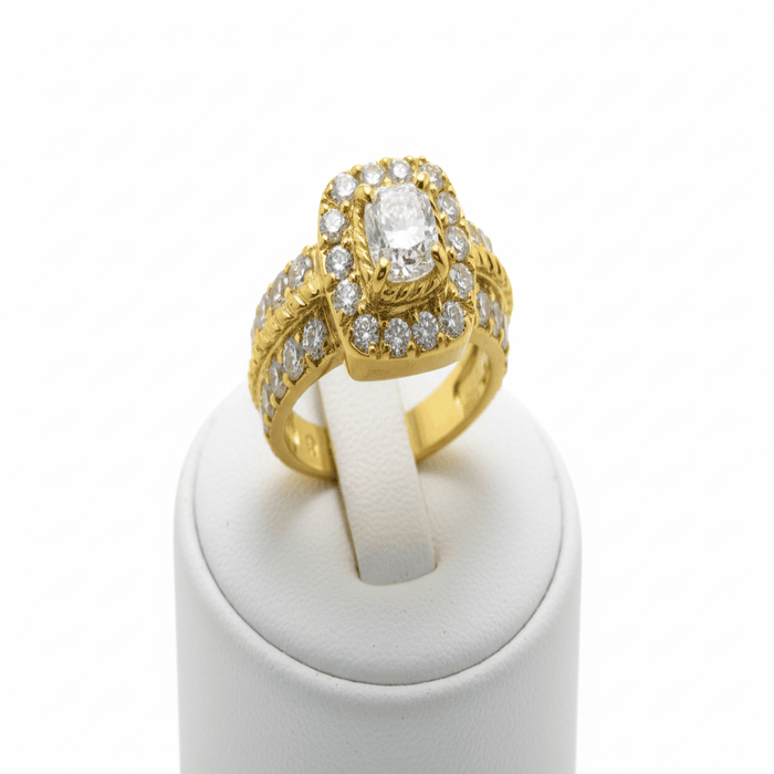 Cushion Cut Diamond Female Ring