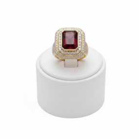 6CRT RUBY WITH DIAMOND RING